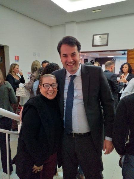 Núcleo de Pós-Graduação do ISULPAR marca presença em evento promovido pela OAB-7