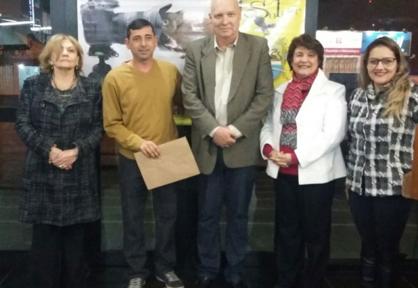 FOTO