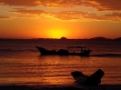 Nascer do Sol em Pontal do Sul, com a Ilha do Mel ao fundo
