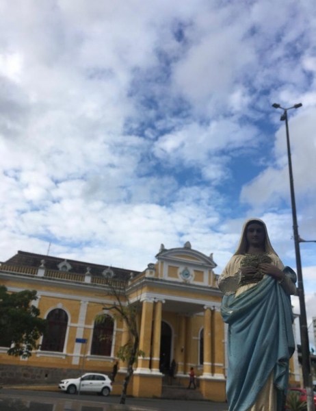 Vacinação com as benções de Nossa Senhora